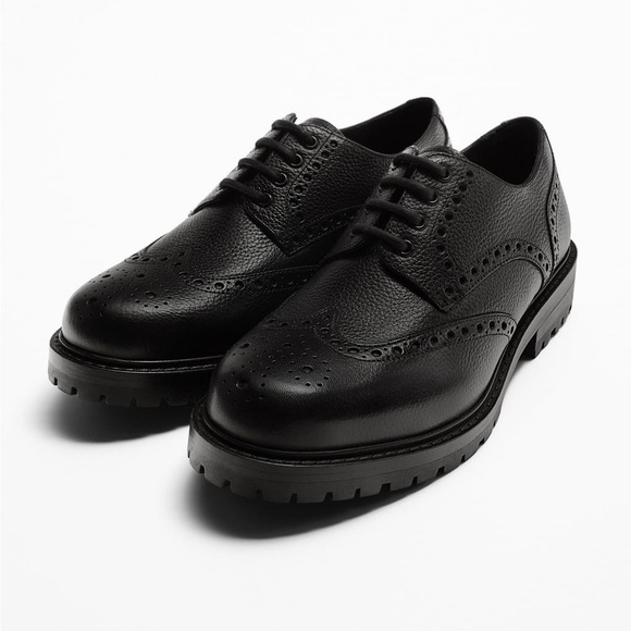 NWT. Zara Man Black Leather Shoes with Hole Pattern. Size 10. 9